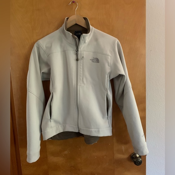 The North Face Jackets & Blazers - The North Face Jacket